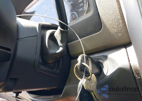 2009 Dodge Ram 1500 Slt/Sport/Trx z USA, uszkodzony, nr VIN 1D3HB18T39S782157